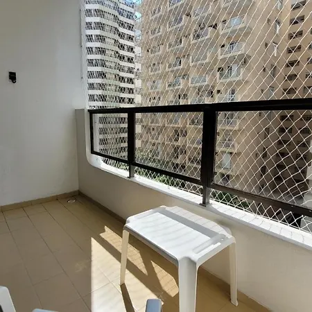 Ap 62 - Meia Quadra Da Praia Das Pitangueiras Guaruja Exterior photo