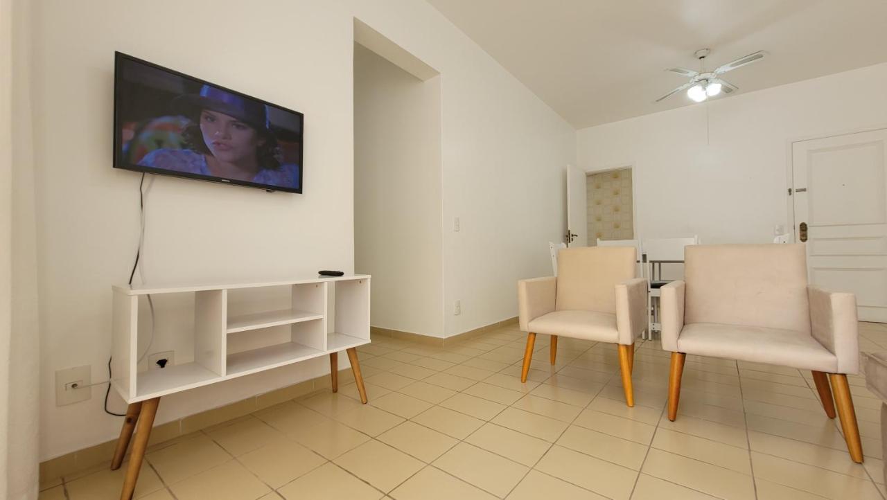 Ap 62 - Meia Quadra Da Pitangueiras Apartment